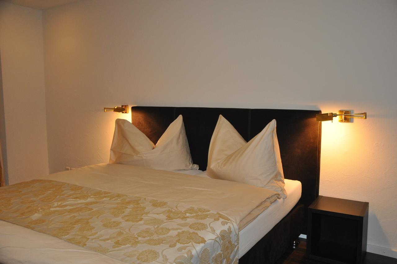 Hotel Loewen Mellingen Habitación foto